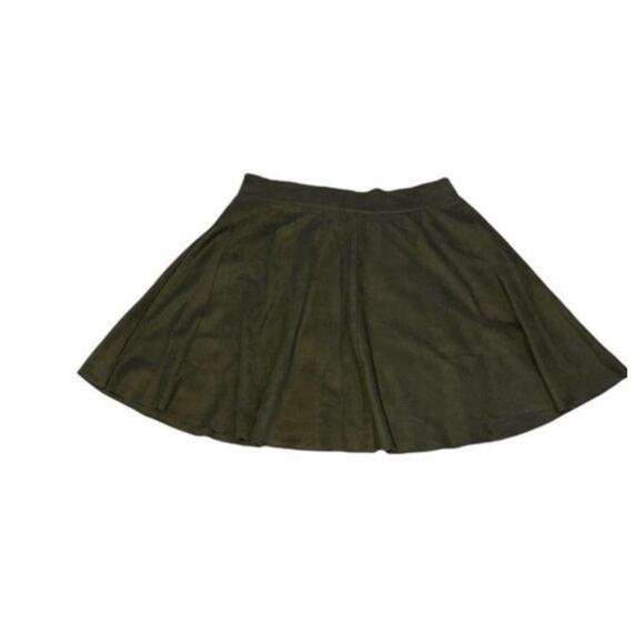 full tilt Flippy Womens Skirt sz small suede green a line mini - Picture 1 of 4
